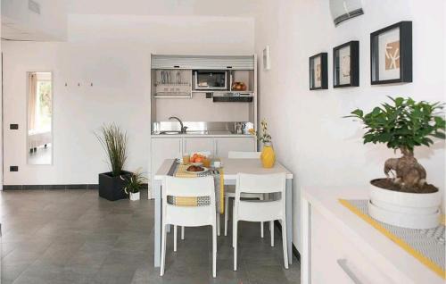 Poggi House | 1 Bedroom Beautiful Home In Imperia