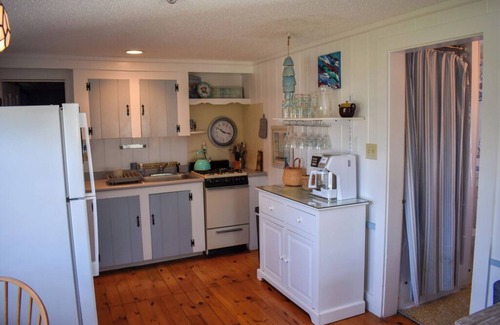 Dennis Port Condo | 1 bedroom condo-just steps to the beach