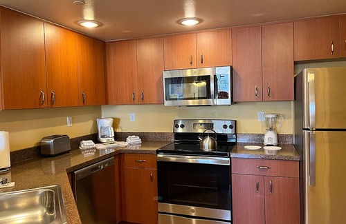 Enterprise Resort | 1 Bedroom Condo minutes away from Allegiant Stadium