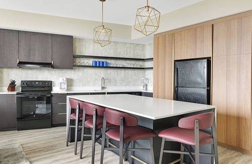Downtown Atlanta Condo | 1-Bedroom Condo Resort in Downtown Atlanta