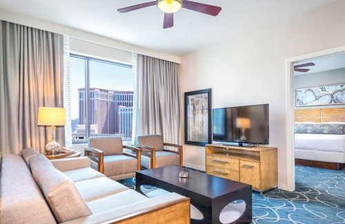 Las Vegas Resort | 1 bedroom dlx condo at Desert Blue Resort, sleeps 4