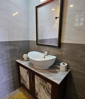Nasugbu House | 1 bedroom ensuite with mini infinity pool