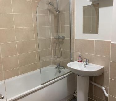 Copers Cope Apartment | 1 Bedroom Flat Apartment Bromley with Free Parking