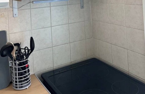 Abingdon Apartment | 1 bedroom flat sleeps 4 in Abingdon Oxfordshire