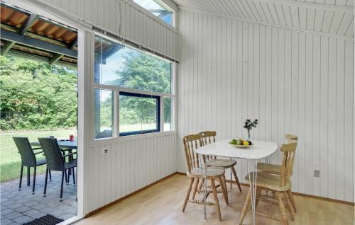 Hampen House | 1 Bedroom Gorgeous Home In Hampen