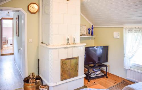 Storlinge House | 1 Bedroom Gorgeous Home In Köpingsvik