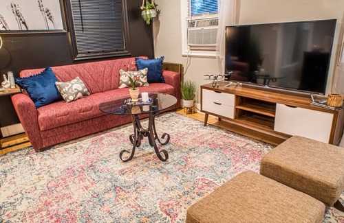 Huntsville House | 1 bedroom home downtown Five Points Huntsville