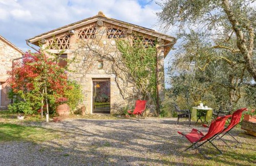 Ville di Corsano House | 1 bedroom accommodation in Ville di Corsano