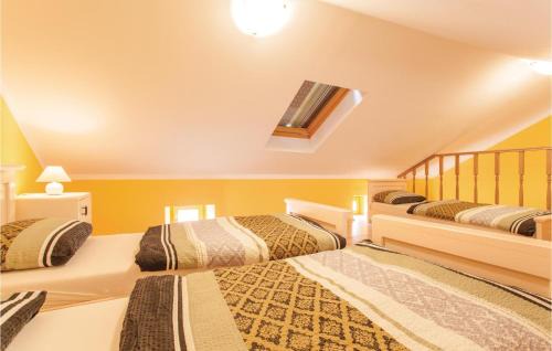 Municipality of Omisalj Apartment | 1 Bedroom Stunning Apartment In Omisalj