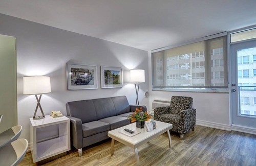 Church and Wellesley Apartment | 1 bedroom Suite in Toronto - Downtown