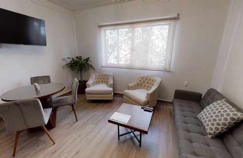 Reforma Apartment | 1 Bedroom Suite Perfect Location in Reforma S8