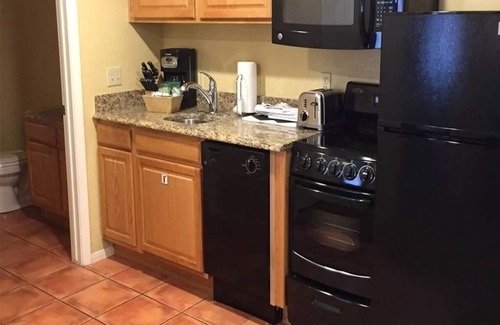 West Sedona Condo | 1 Bedroom Suite w/Kitchenette in Sedona!