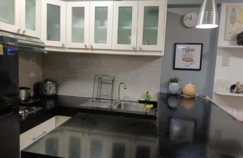 Poblacion District Apartment | 1 Bedroom unit with balcony and facing amenities and just beside SM Ecoland