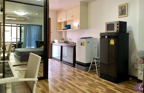 Pratumnak Hill Condo | 1 Bedroom View Swimming Pool 316 Jhr
