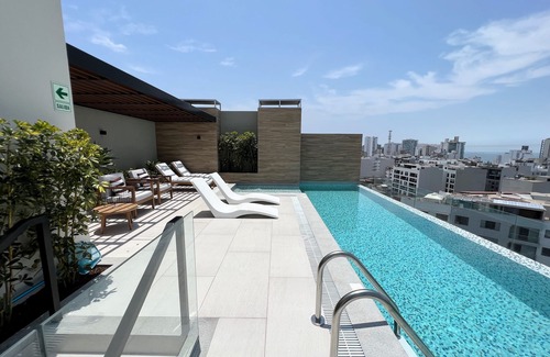 Santa Cruz Apartment | 1 bedroom with pool and ocean view, 5 min from the Malecon of Miraflores.