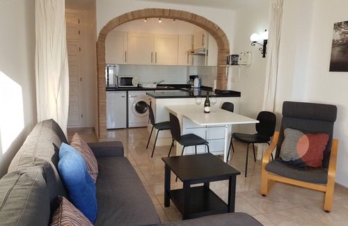 Chimenea Apartment | 1 Bedroom with Sea View in Capistrano Playa