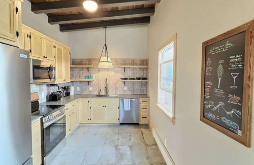 Leadville Condo | 1 Block from Main St + Views + Pets Okay!