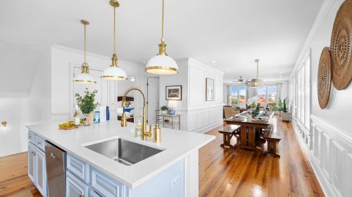 Isle of Palms House | 1 Block to Beach Newly Renovated 6BDR w Rooftop Views Sand Dune by AvantStay