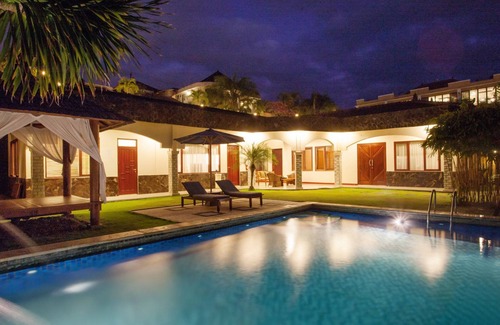 Bukit Villa | 1 BR Private Pool Villa Near GWK Cultural Park, 10 minutes drive to the beach