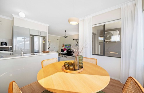 Beckenham Apartment | 1 BRD Near Everything in Beckenham