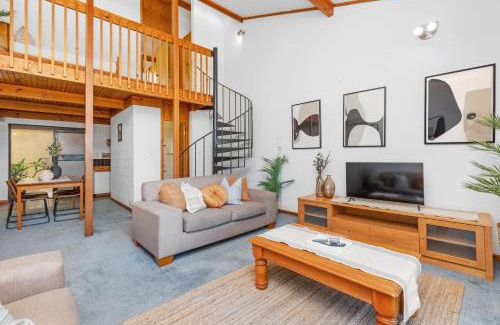 Cottesloe Apartment | 1 Cottesloe - Steps From Beach - Sleeps 3 Wifi