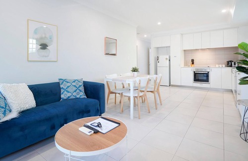 Cloverdale Apartment | 1 Fabulous Family on Fisher - parking 2 bed 2 bath