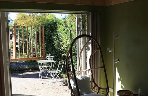 Municipality of Wijdemeren Apartment | 1 for 2