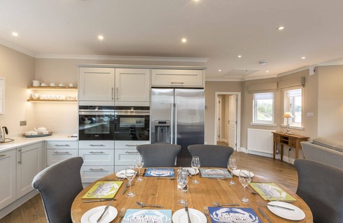 St. Andrews House | 1 Links Crescent 5 Star Selfcatering House Overlooking Old Course in St Andrews