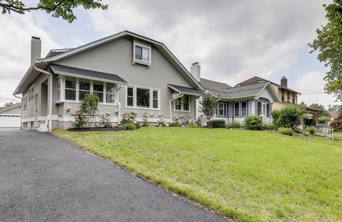 Asbury Park Cottage | 1 Mi to Beaches & Boardwalk: Asbury Park Retreat