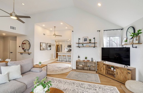 Solana Beach Apartment | 1 Mi to Coast: Family-friendly Gem in Solana Beach