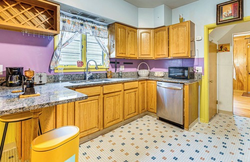 Binghamton House | 1 Mi to Dtwn: Colorful Binghamton Home