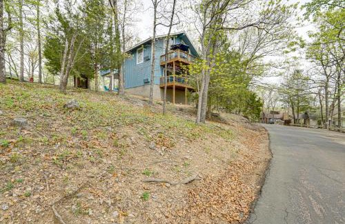 Osage Beach House | 1 Mi to Margaritaville Resort Osage Beach Home!