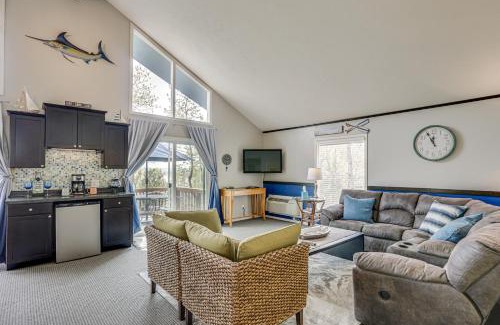 Osage Beach House | 1 Mi to Margaritaville Resort Osage Beach Home!