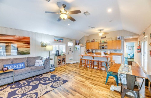Rockport House | 1 Mi to Marina: Cozy Angler's Cottage in Rockport