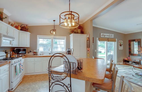 Mears Cottage | 1 Mi to Silver Lake Sand Dunes: Family Gem w/Yard