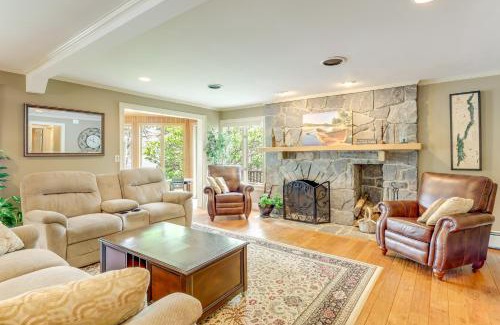 Lake George House | 1 Mi to Village Waterfront Oasis in Lake George!