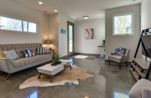 Rutledge Hill House | 1 Mile to Downtown with a Rooftop Patio!