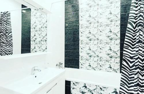 Obolon' Apartment | 1 room 60m2 center of Obolon near River side. With Terrace. 22 floor