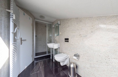 Binz Apartment | 1-room apartment in Binz, sea view, beach promenade, beach chair on the beach