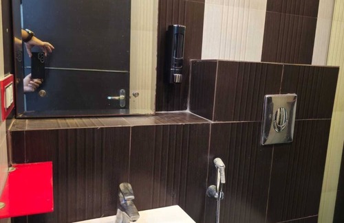 Electronics City Apartment | 1 Room in E City Parappana Agrahara