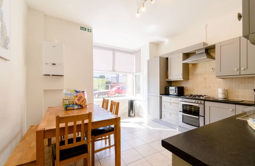 Thornton Dale Cottage | 1 ROXBY TERRACE, family friendly, with open fire in Thornton-Le-Dale