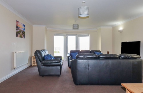 Newquay Cottage | 1 SPINNAKERS, family friendly, character holiday cottage in Newquay