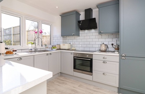 Freshwater Cottage | 1 STAR COTTAGES, pet friendly, with a garden in Freshwater