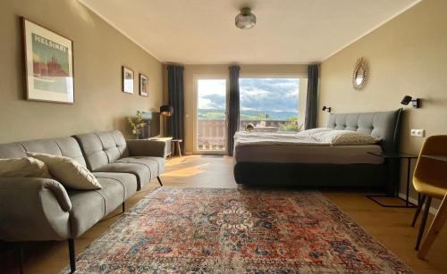Patersberg Apartment | #1 Studioapartment mit Loreleyblick direkt an der schönsten Etappe des Rheinsteigs
