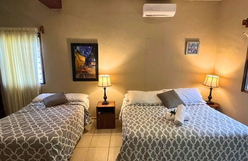 Benito Juarez Hotel | #1 Templo Maya - Deluxe Double Room with Bath