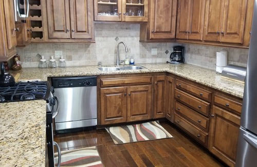 East Mesa House | 10/10 🌟 Wonderful Home Entertain by Beach & Downtown & Marina - PETS Welcome