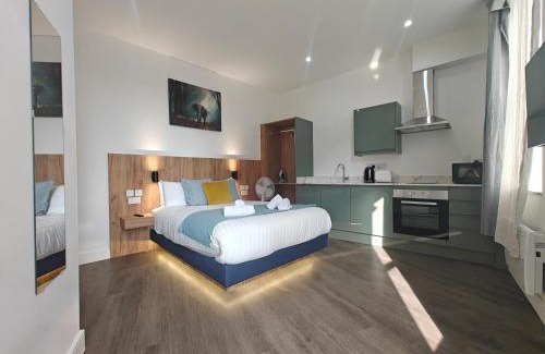 Theatreland Birmingham Apartment | 10 Chic studio Apartments in Birmingham city centre