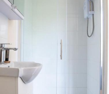 Shirley Apartment | #10 Cozy Solihull Studio Near NEC & BHX