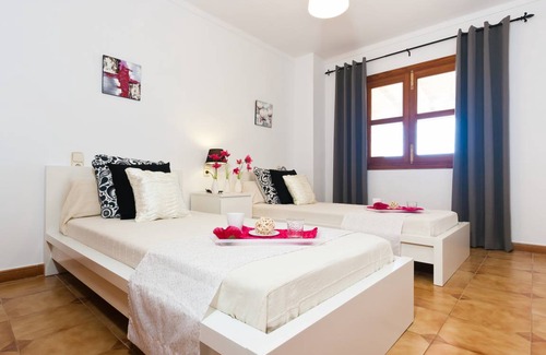 Urbanizacion Mont Ferrutx House | 100 m² House ∙ 3 bedrooms ∙ 5 guests