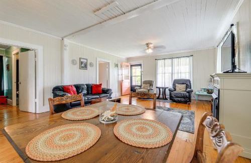 Marshallberg House | 10 Mi to Cape Lookout Ferry Serene Coastal Escape